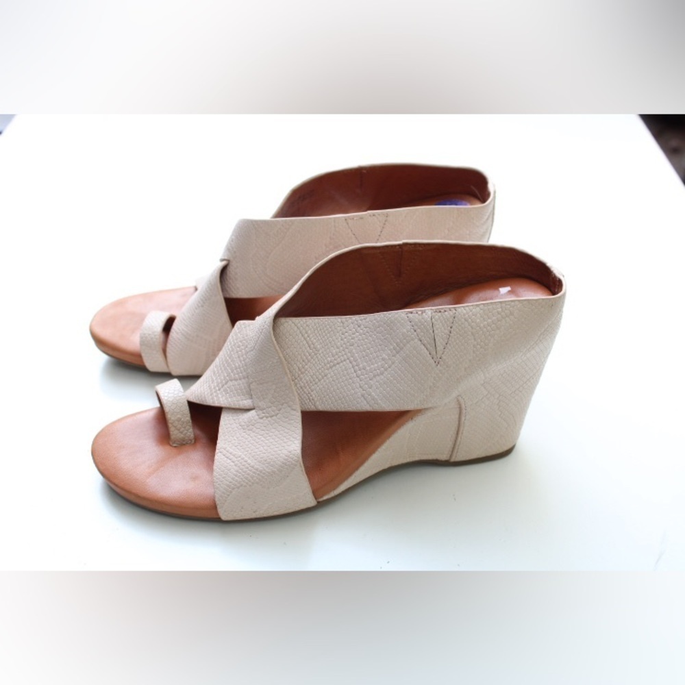 Gentle souls wedges - Picture 5 of 12